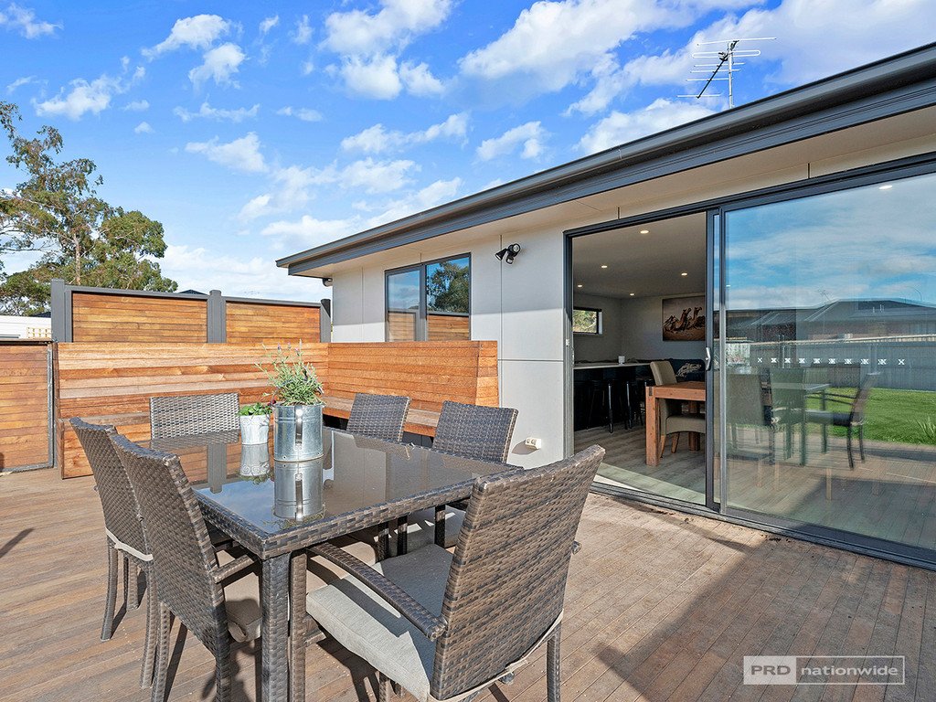 12 Reeve Street CAMPANIA 4