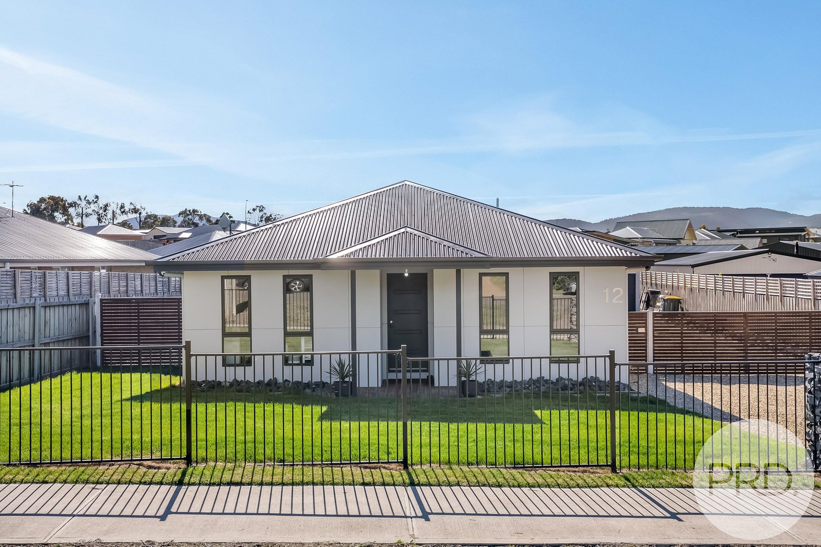 12 Reeve Street CAMPANIA 25