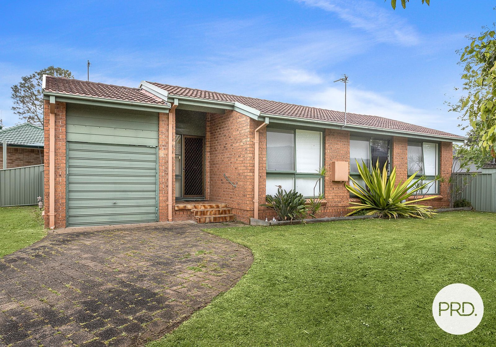 12 Regal Place BROWNSVILLE 1