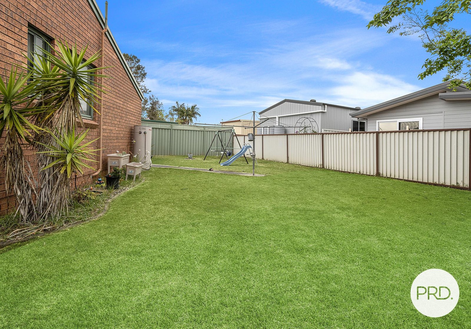 12 Regal Place BROWNSVILLE 9