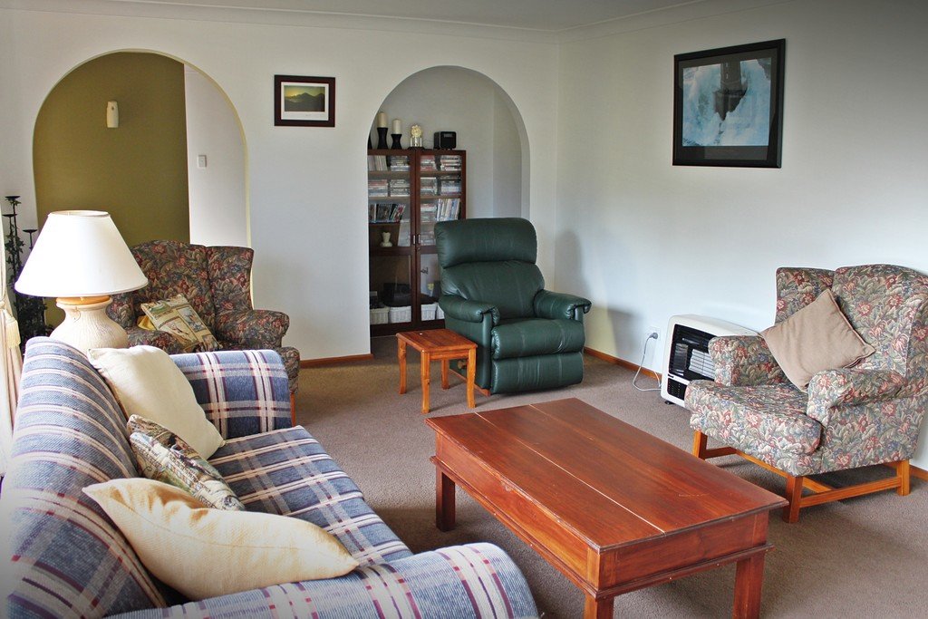 12 Regent Street TUMBARUMBA 7