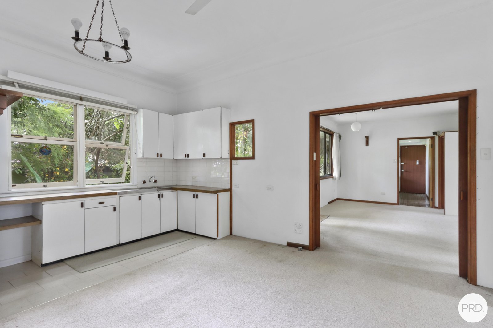 12 Resthaven Road SOUTH HURSTVILLE 4