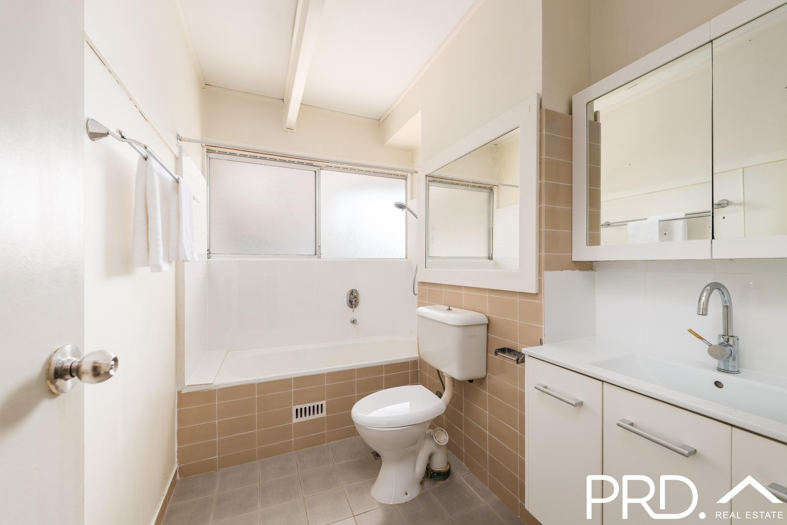 12 Riverview Road PADSTOW HEIGHTS 9