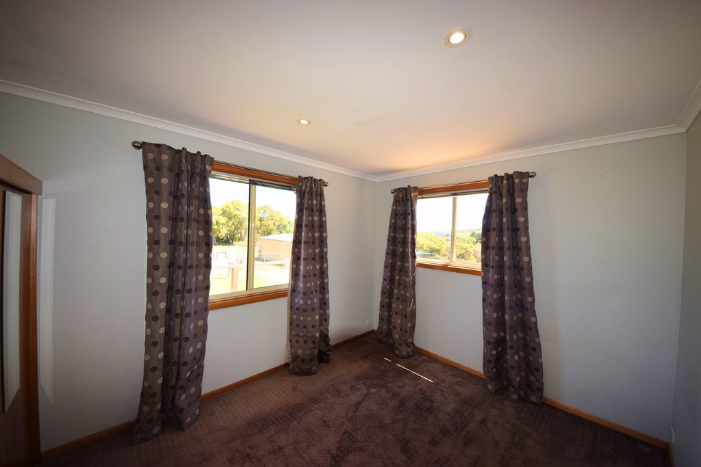 12 Roaring Beach Road NUBEENA 5