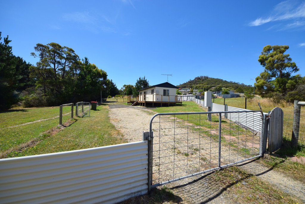 12 Roaring Beach Road NUBEENA 10