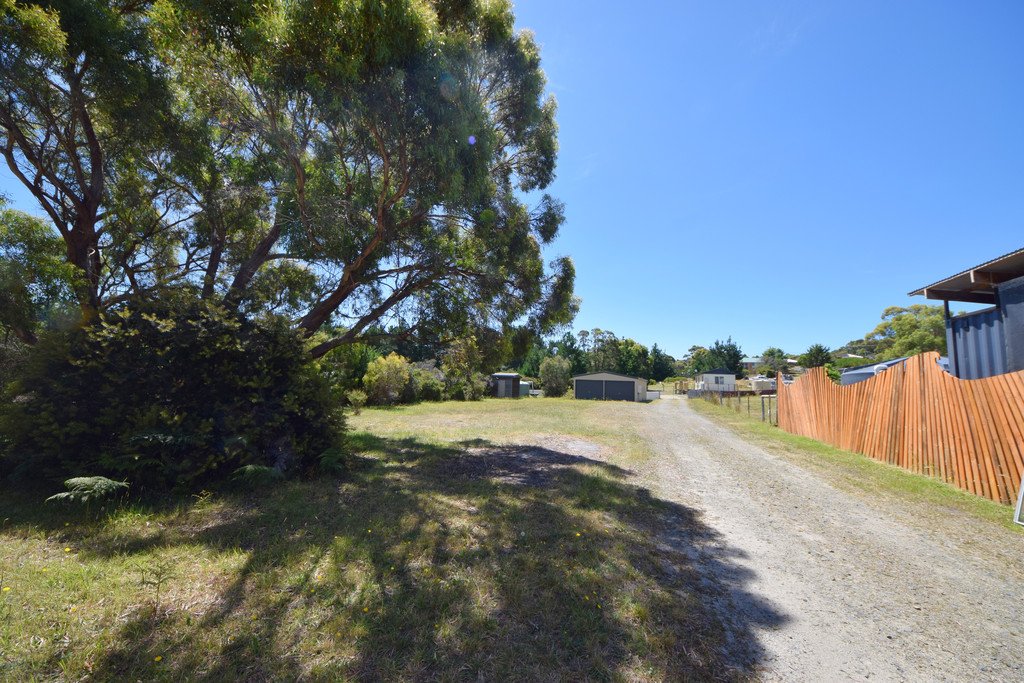 12 Roaring Beach Road NUBEENA 13