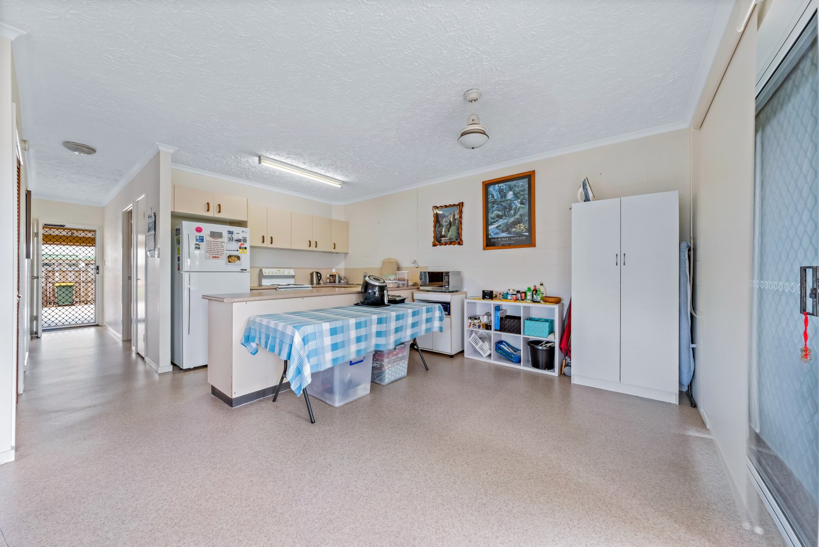 1/2 Robert Street PROSERPINE 4