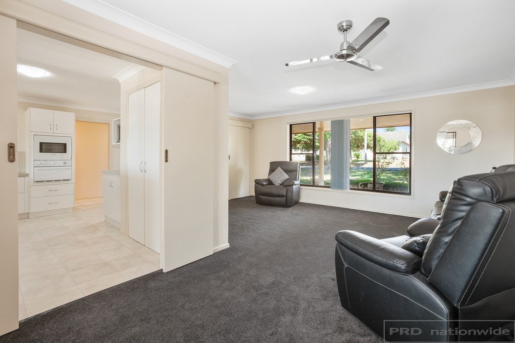 12 Robert Street TENAMBIT 3
