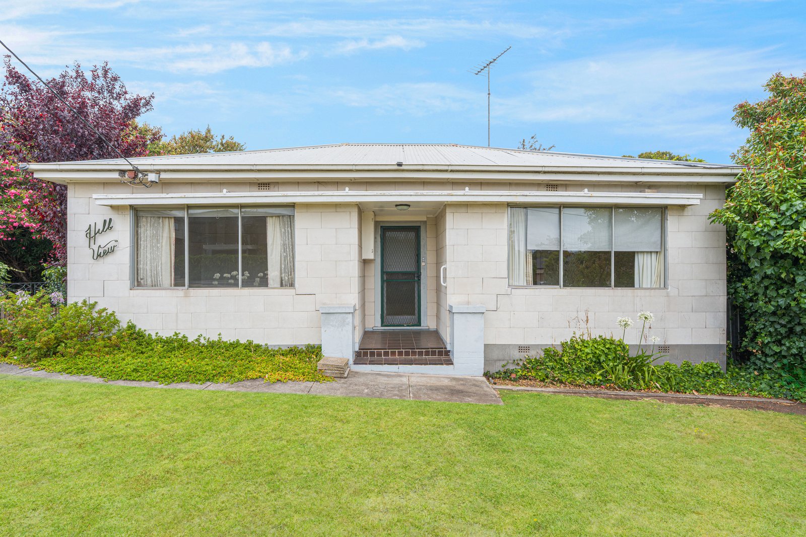 Gallery: 12 Roberts Road