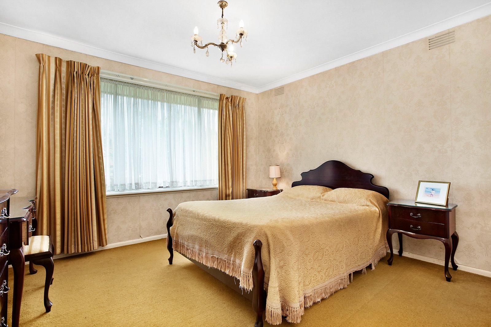 Gallery: 12 Rocklands Road