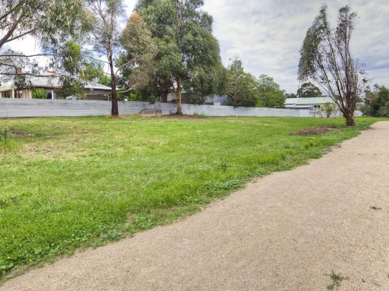 12 Rodier Street BALLARAT EAST 18