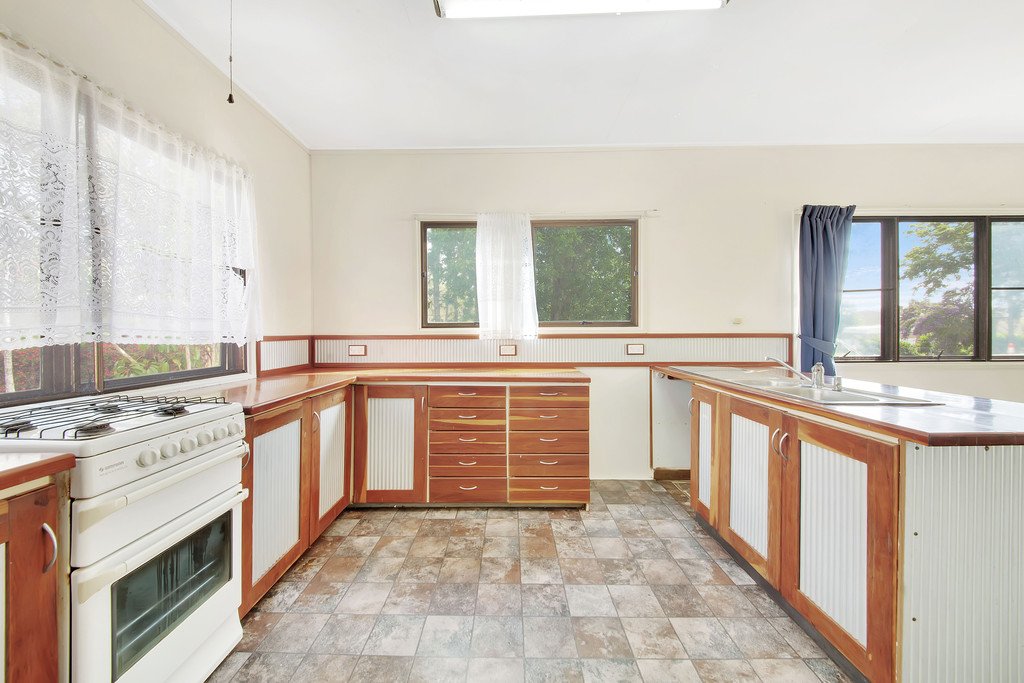 12 Ronpen Close TANNUM SANDS 2