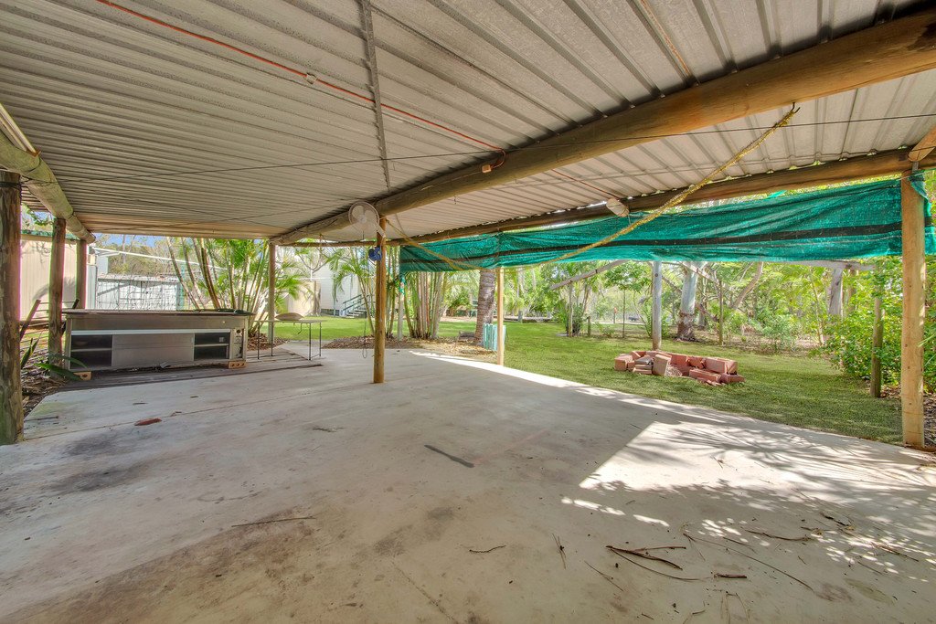 12 Ronpen Close TANNUM SANDS 18