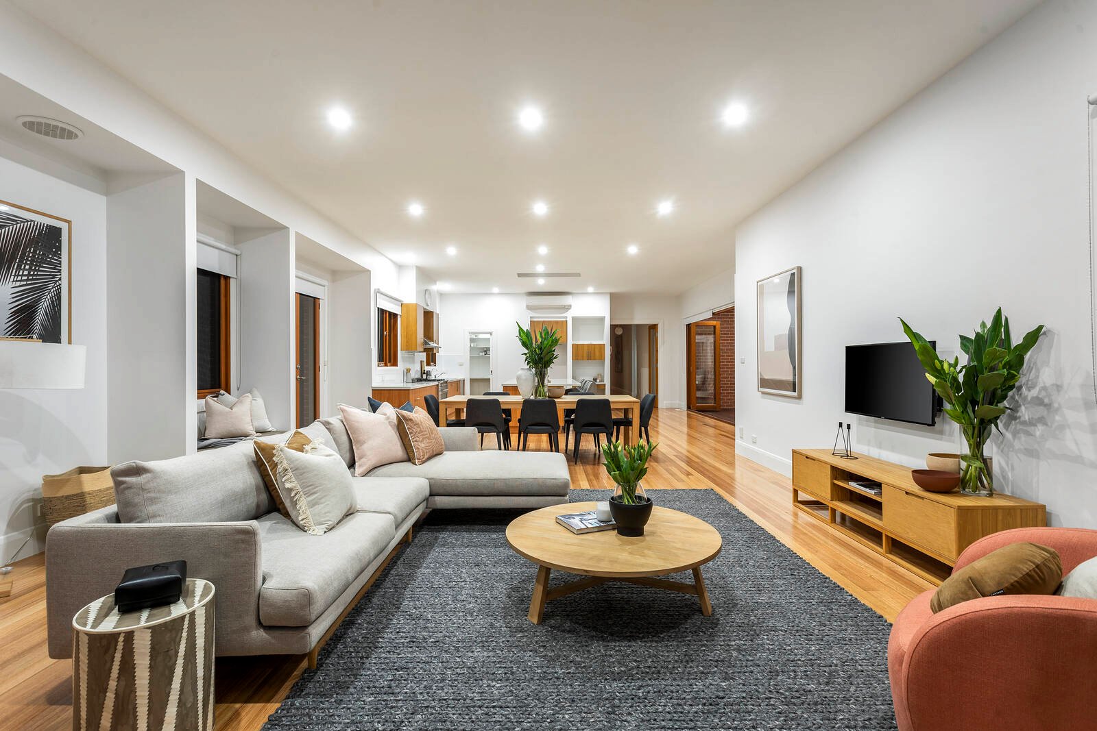 Real Estate and Property in 12 Rose Street, Bentleigh, VIC