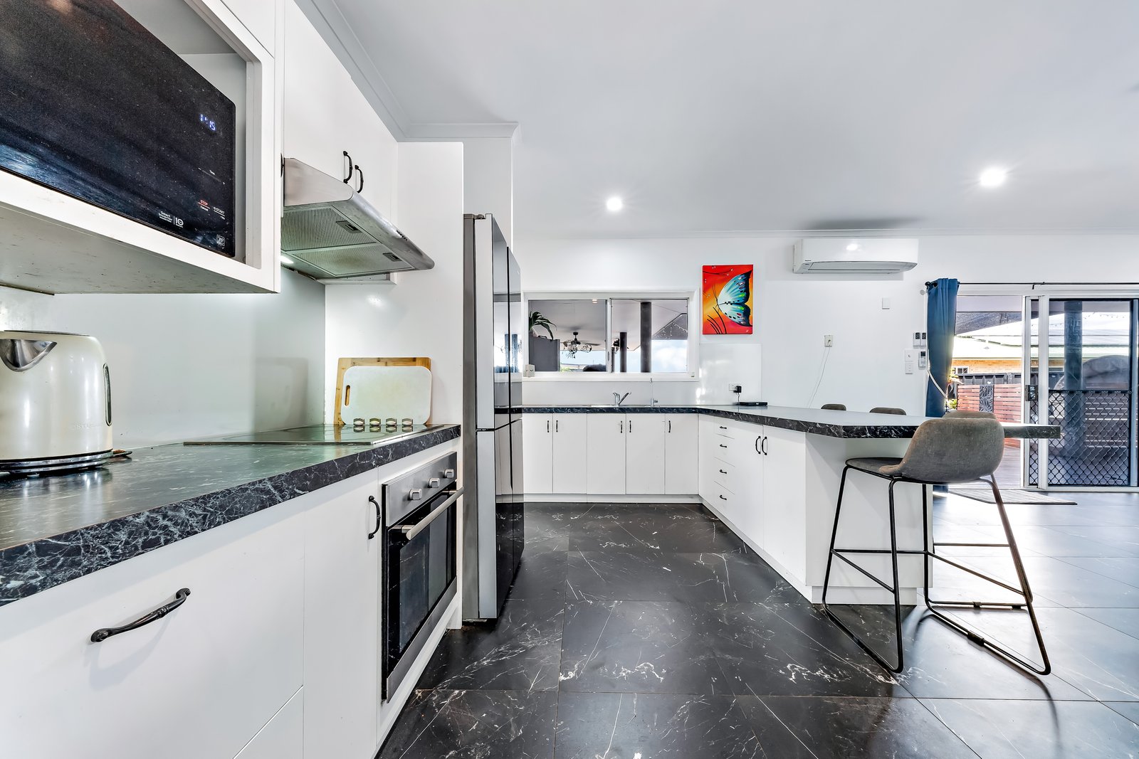 12 Rose Street PROSERPINE 4