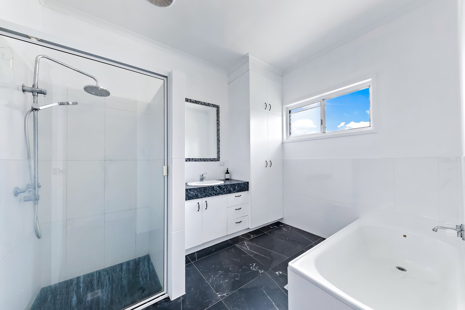 12 Rose Street PROSERPINE 10