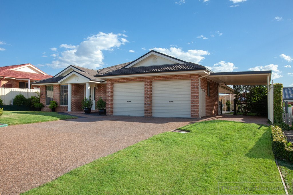 12 Rosebrook Row EAST MAITLAND 2