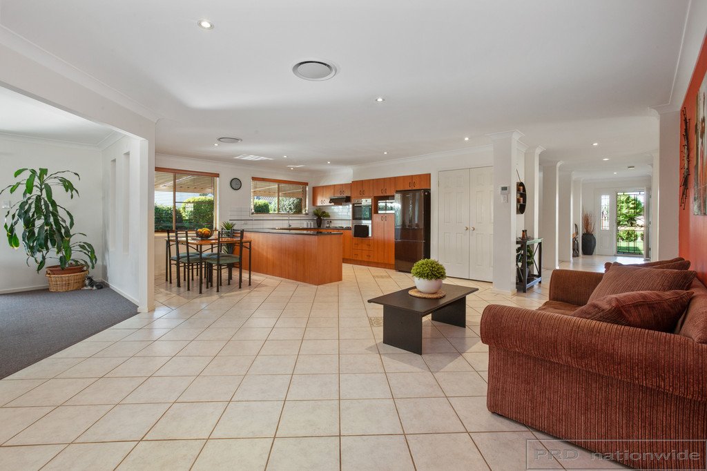 12 Rosebrook Row EAST MAITLAND 8