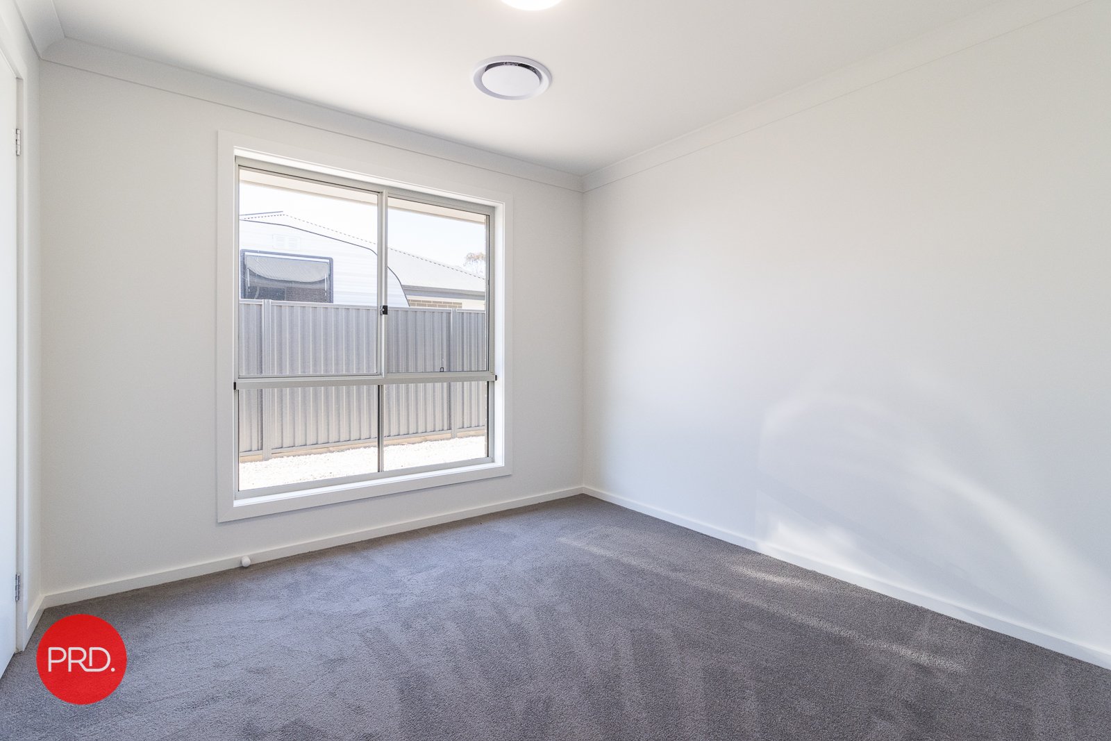 12 Rosella Place BUNGENDORE 14