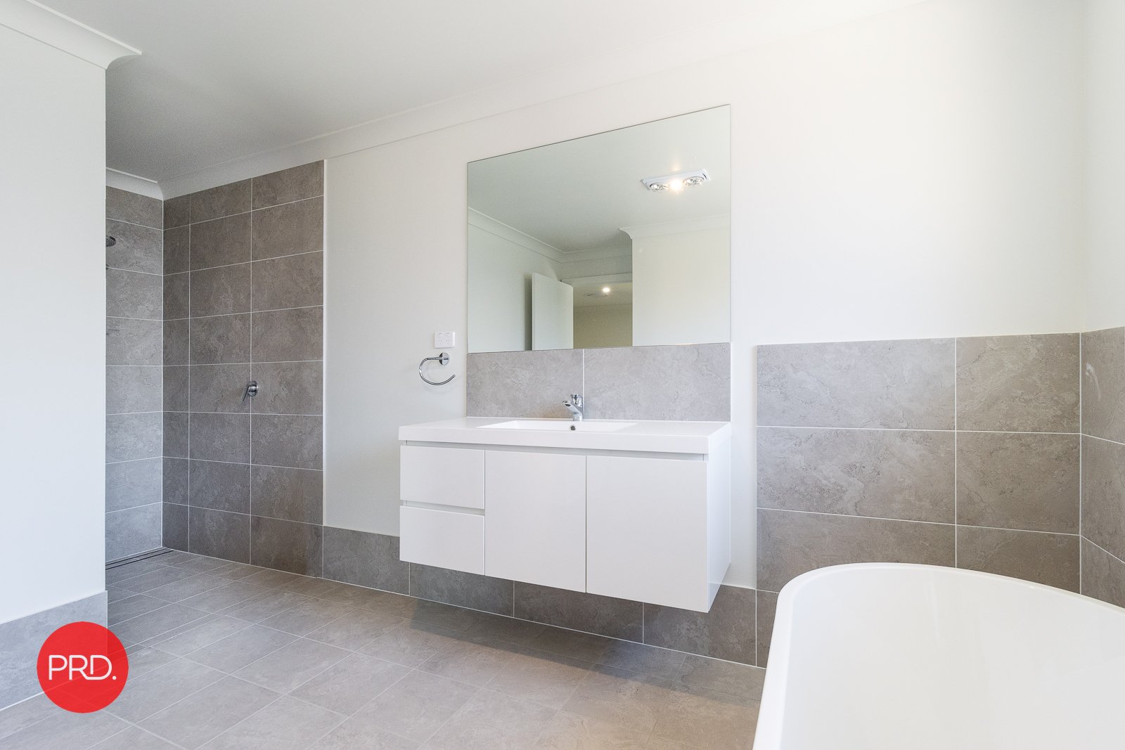 12 Rosella Place BUNGENDORE 16