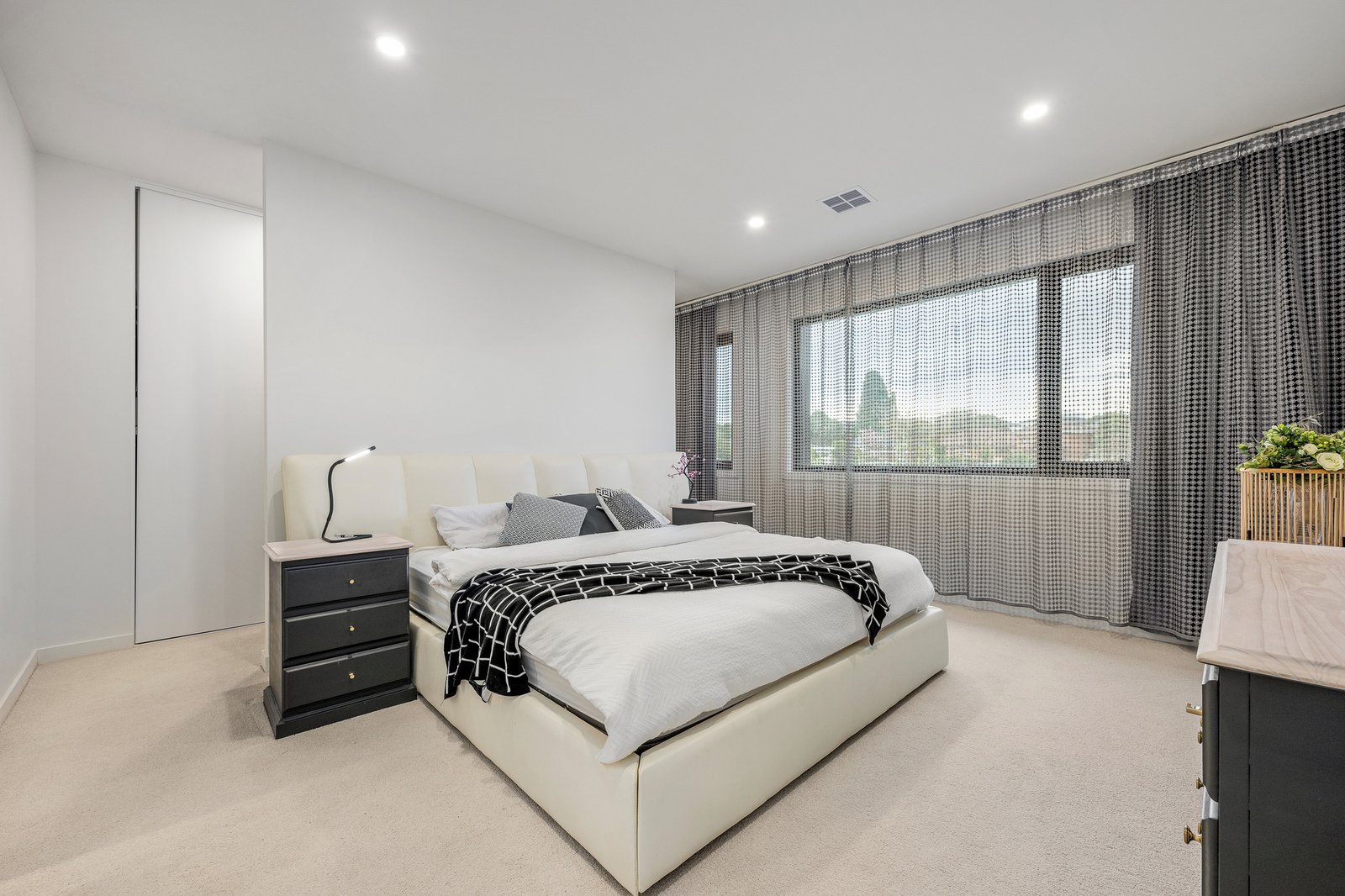 1/2 Rowland Court, Glen Waverley, 3150