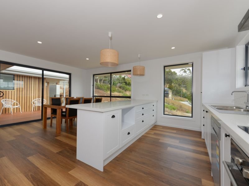 12 Rushwood Court LENAH VALLEY 4