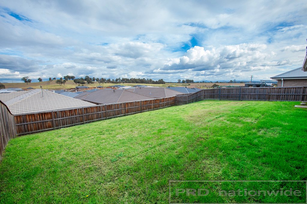 12 Russell Street GILLIESTON HEIGHTS 2