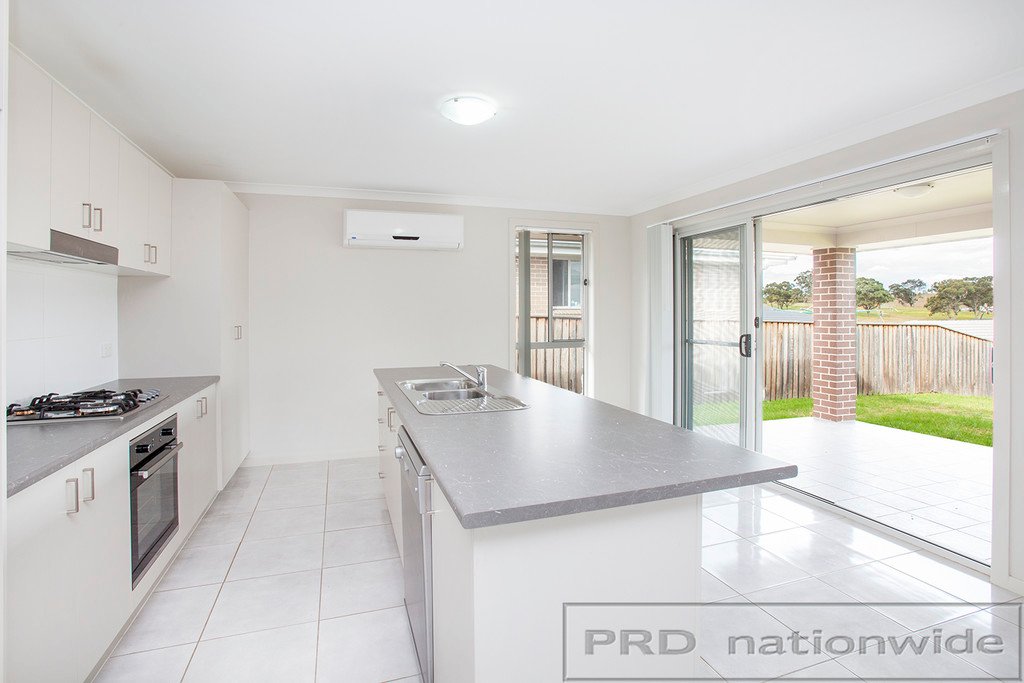 12 Russell Street GILLIESTON HEIGHTS 11