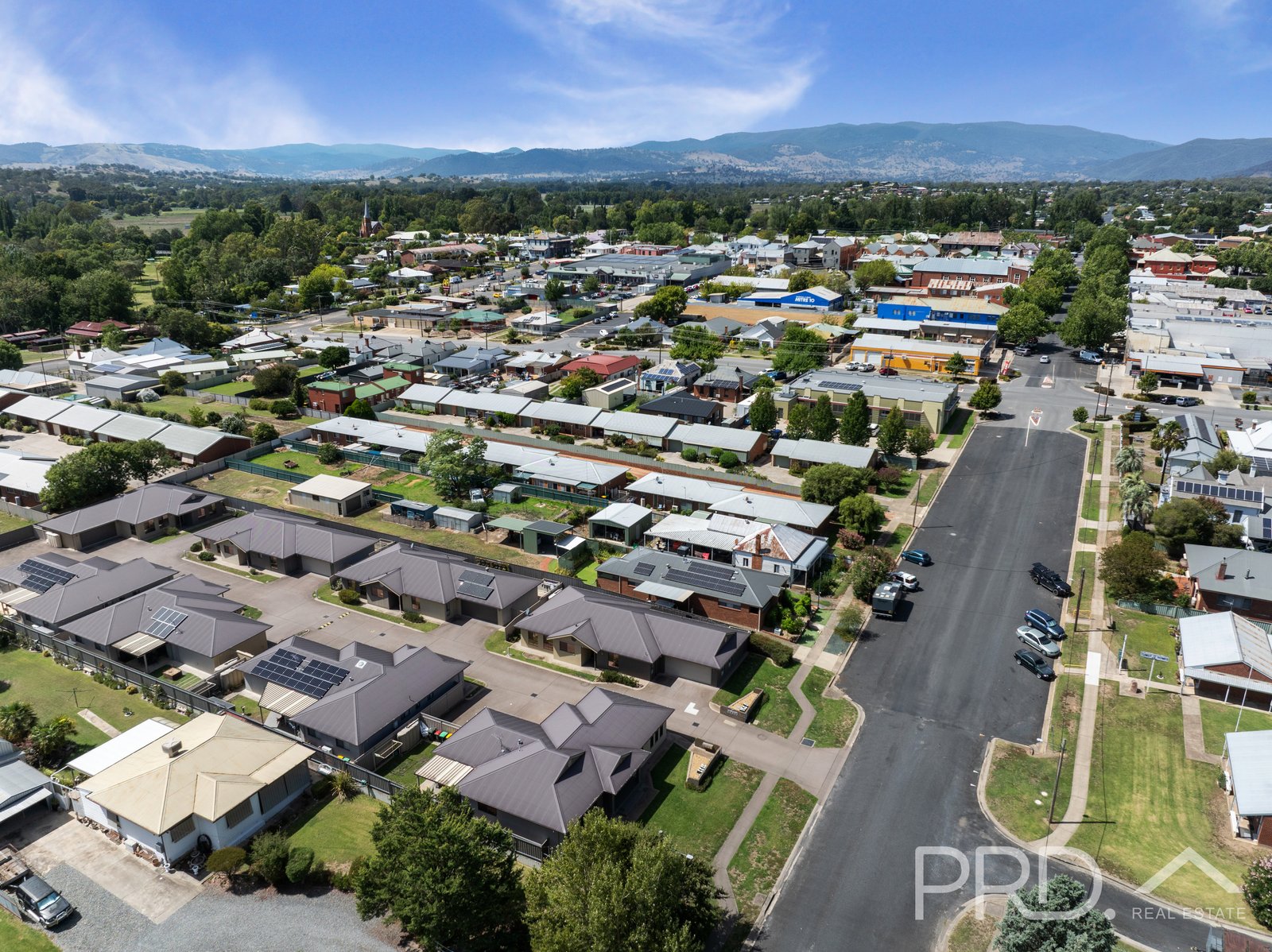 12 Russell Street TUMUT 1