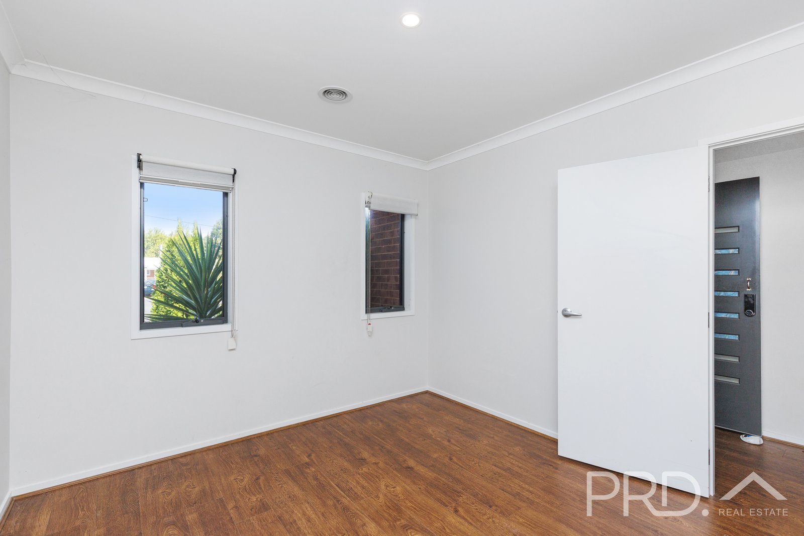 12 Russell Street TUMUT 9