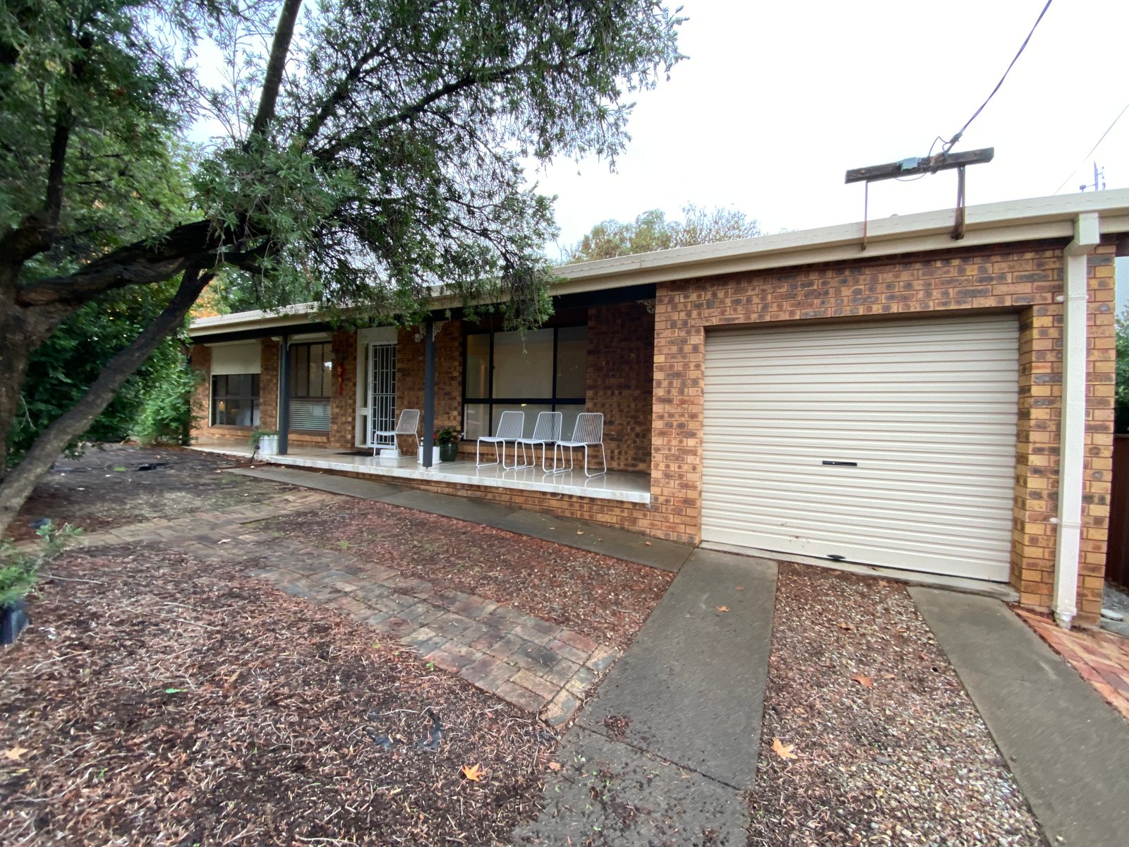 12 Sapphire Crescent TAMWORTH 1