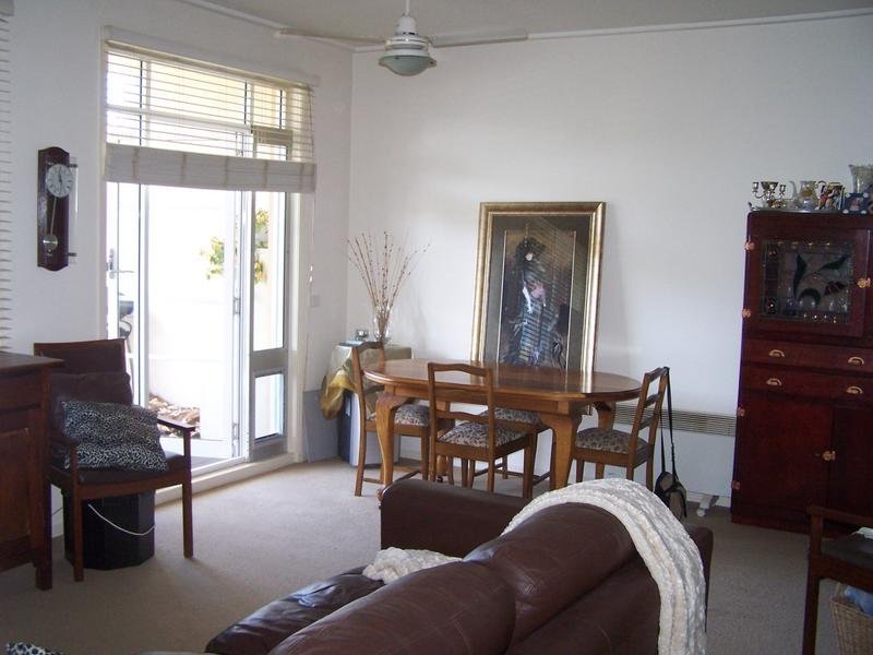 Gallery: 1/2 Seisman Place