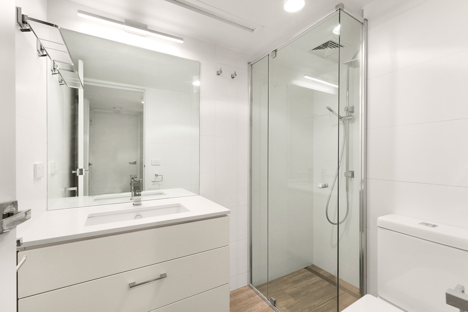 Real Estate and Property in 1/2 Seymour Avenue, Armadale, VIC