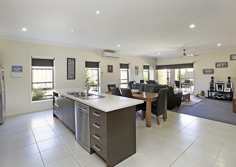 Gallery: 12 Shakespear Avenue