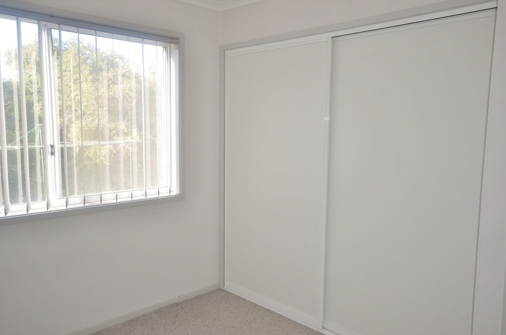 12 Shiralee Place ESTELLA 5