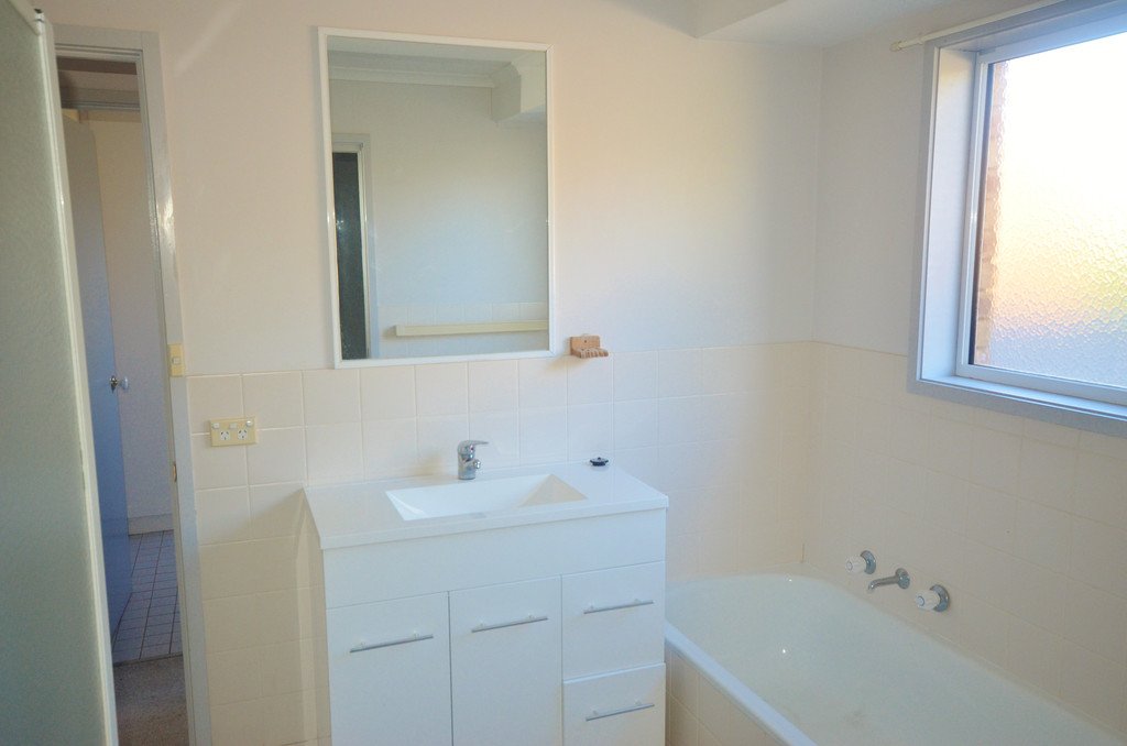 12 Shiralee Place ESTELLA 6