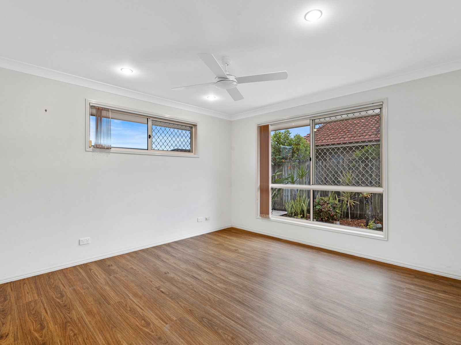 1/2 Shore Place KINGSCLIFF 6