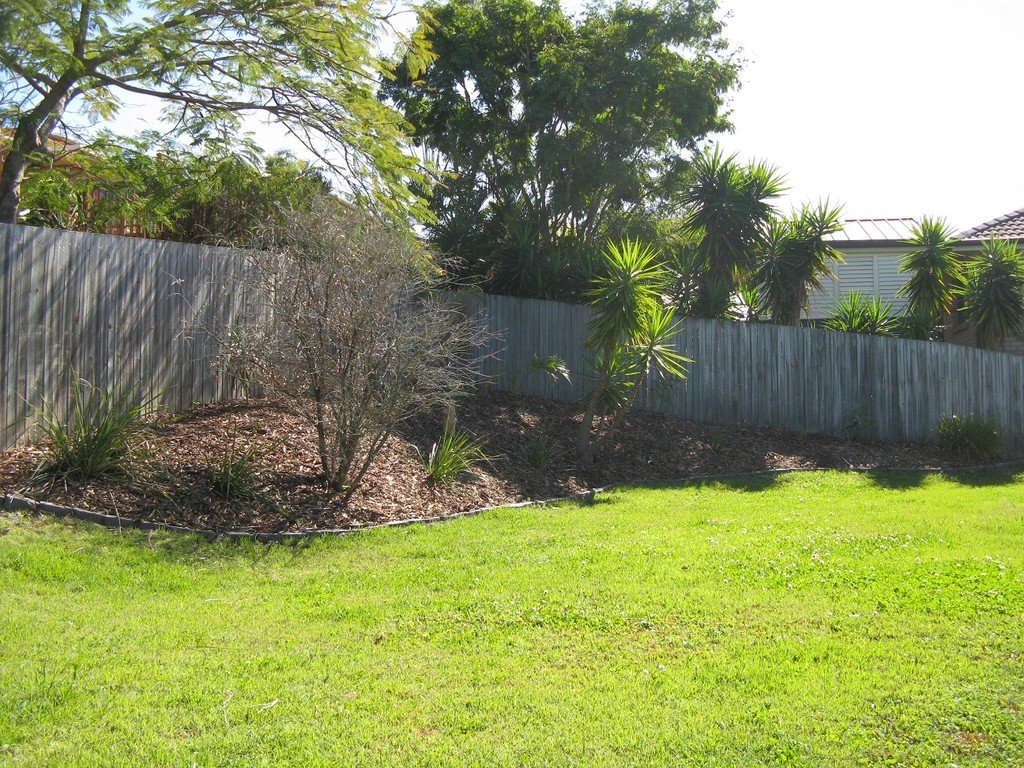 12 Sirec Way BURLEIGH HEADS 9