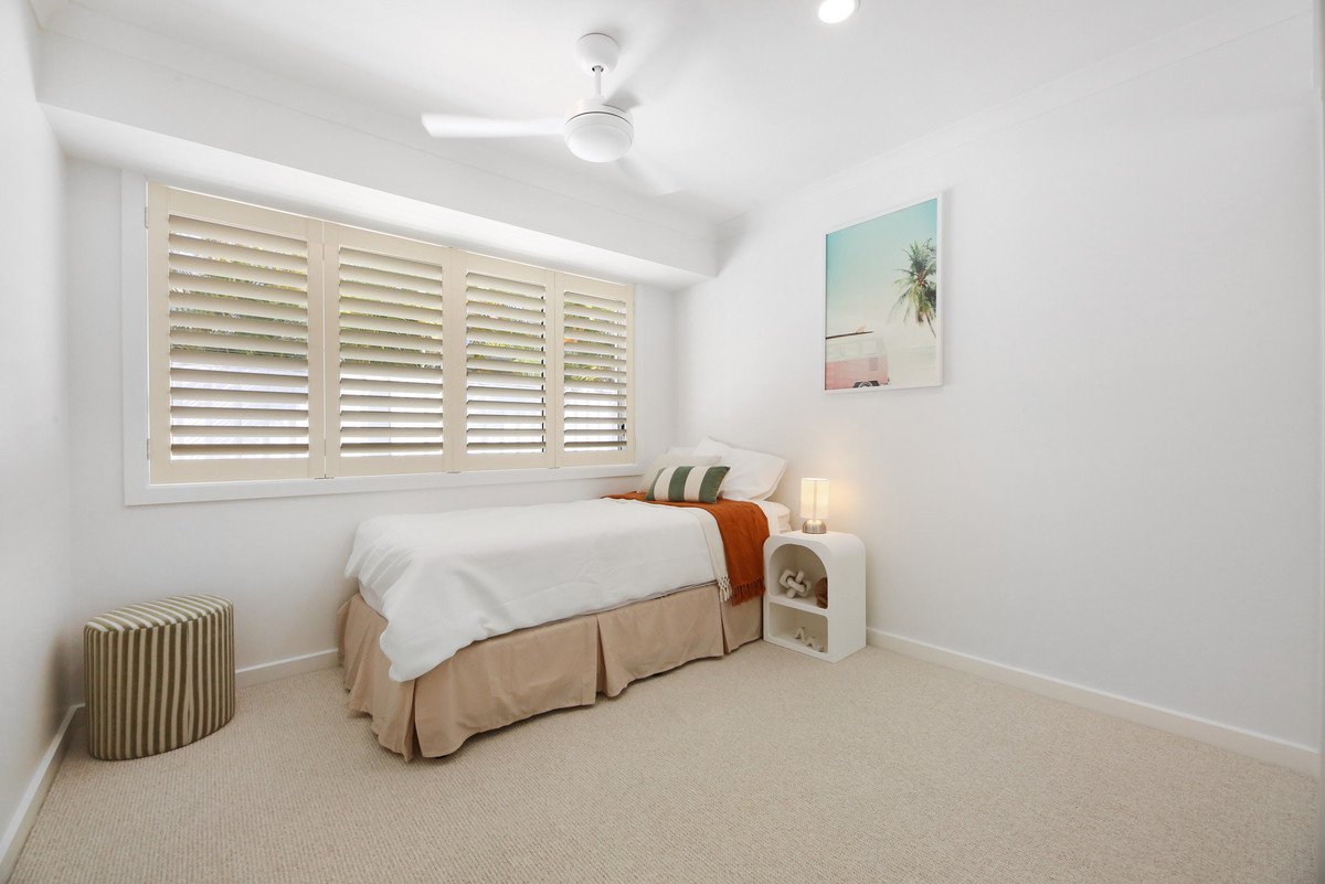 12 Sitella Crescent BURLEIGH WATERS 14