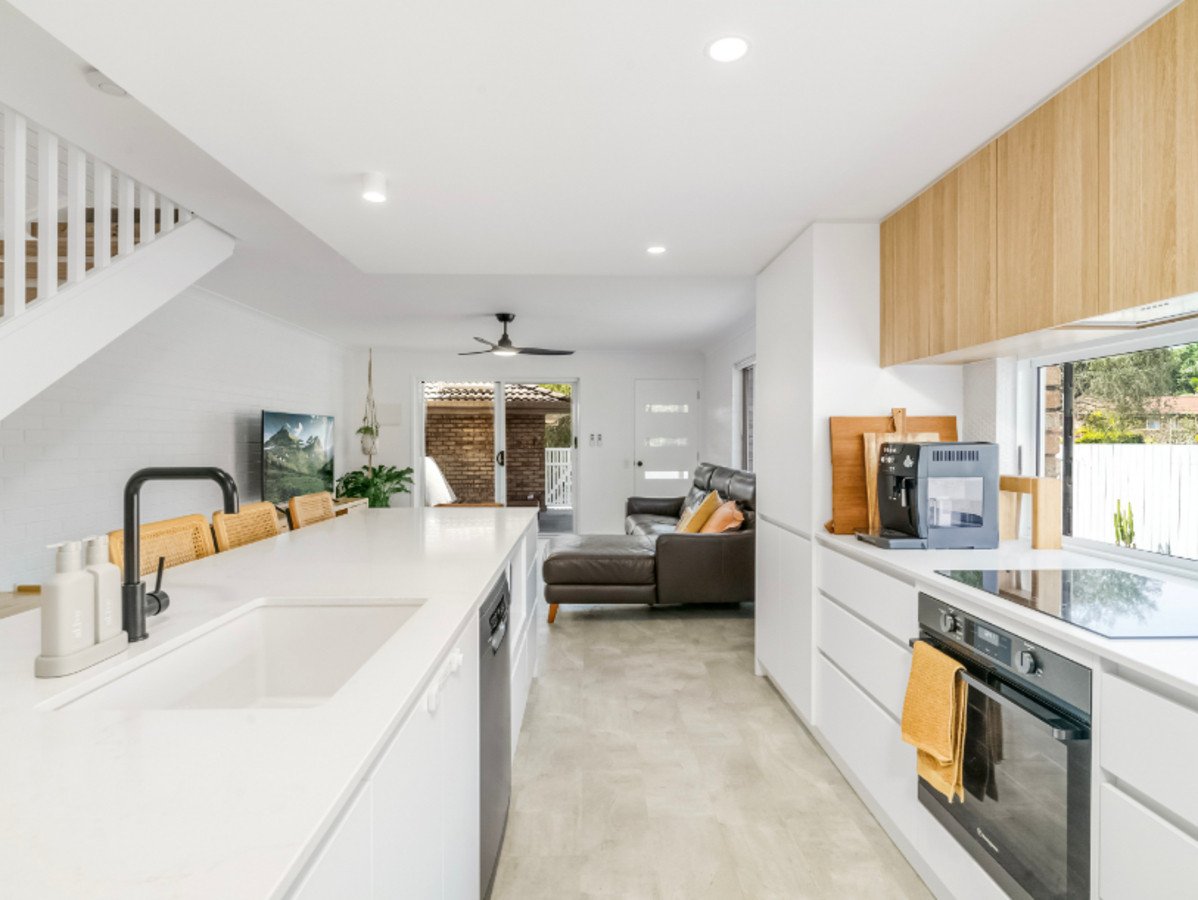 1/2 SNOWGUM Court BURLEIGH WATERS 3