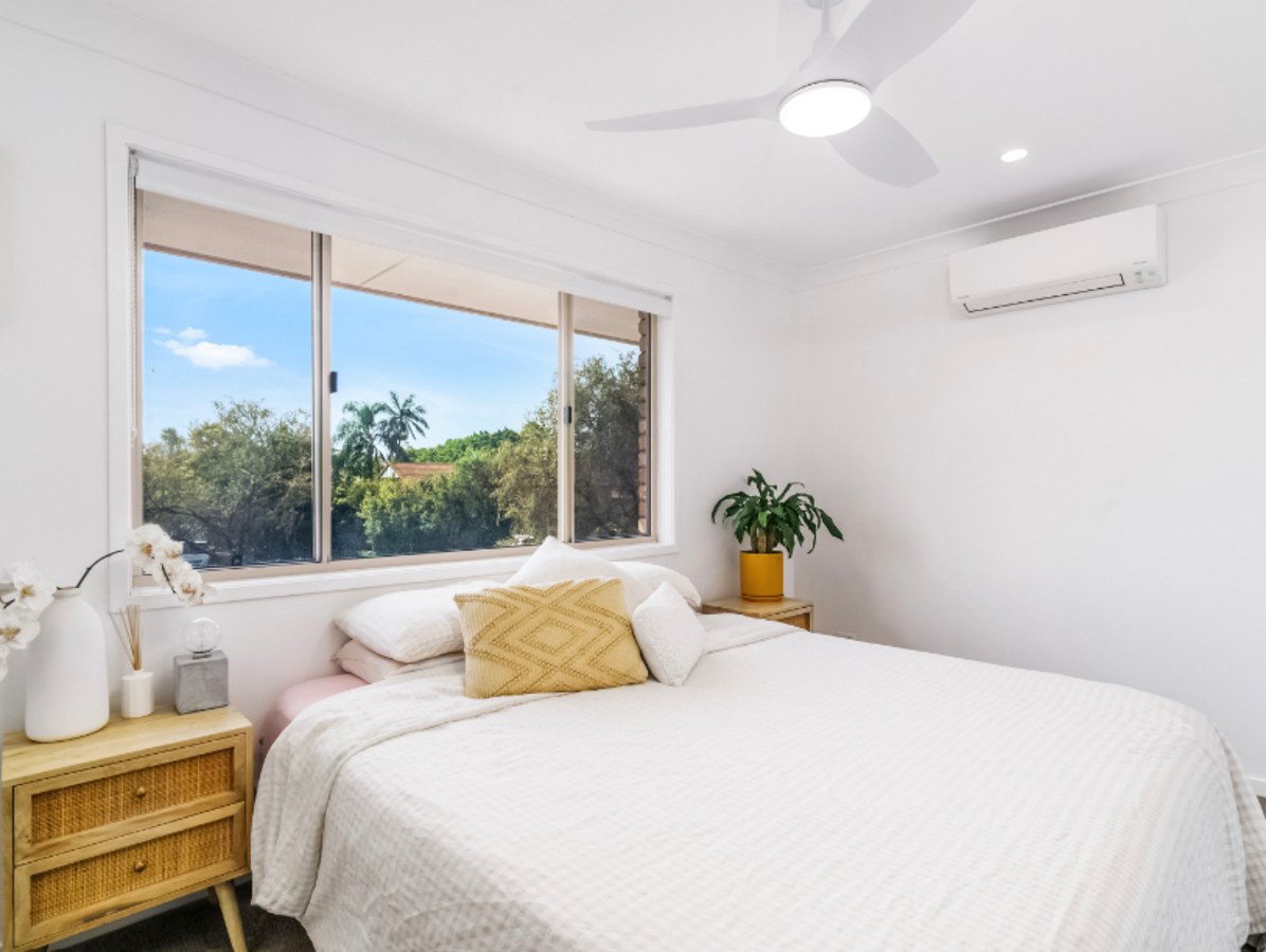 1/2 SNOWGUM Court BURLEIGH WATERS 6