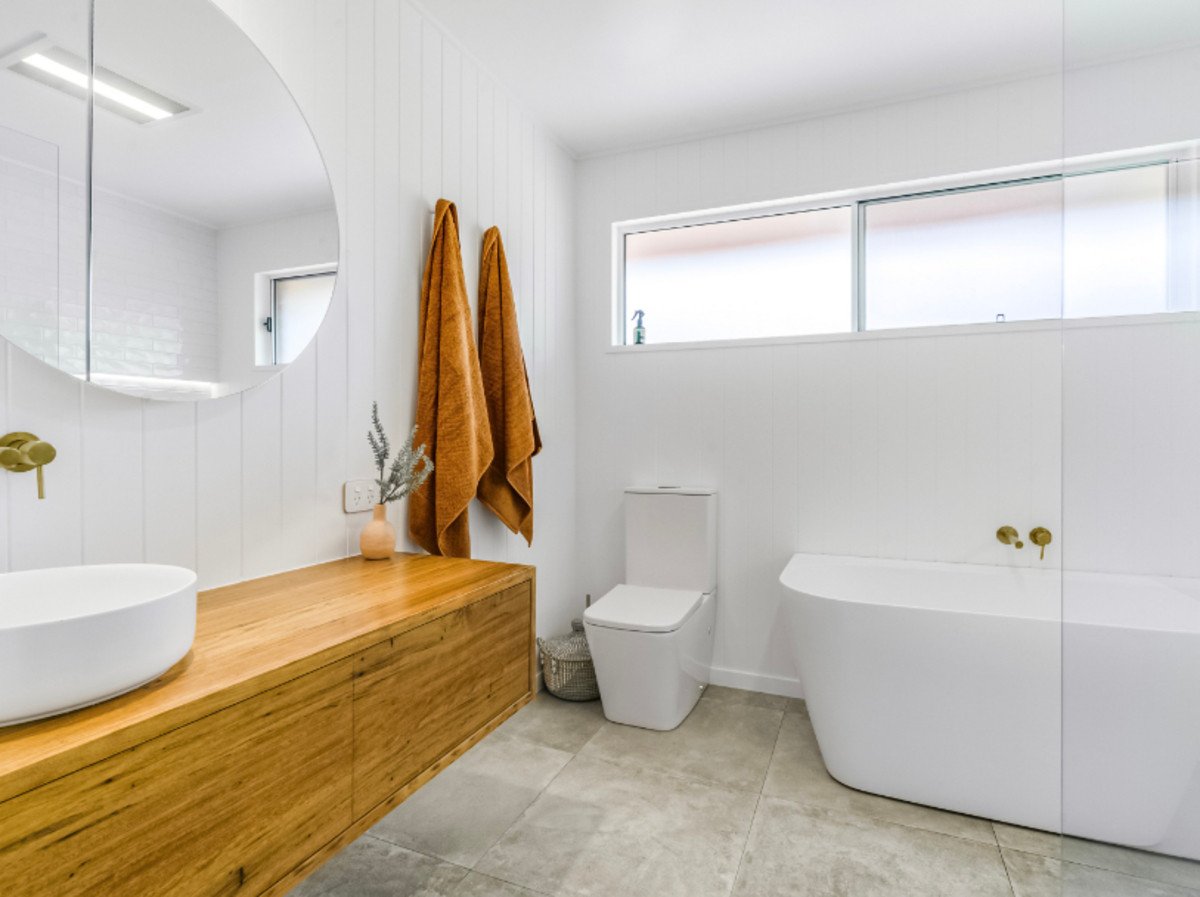 1/2 SNOWGUM Court BURLEIGH WATERS 9