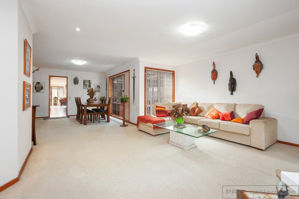 12 Somerset Drive THORNTON 3