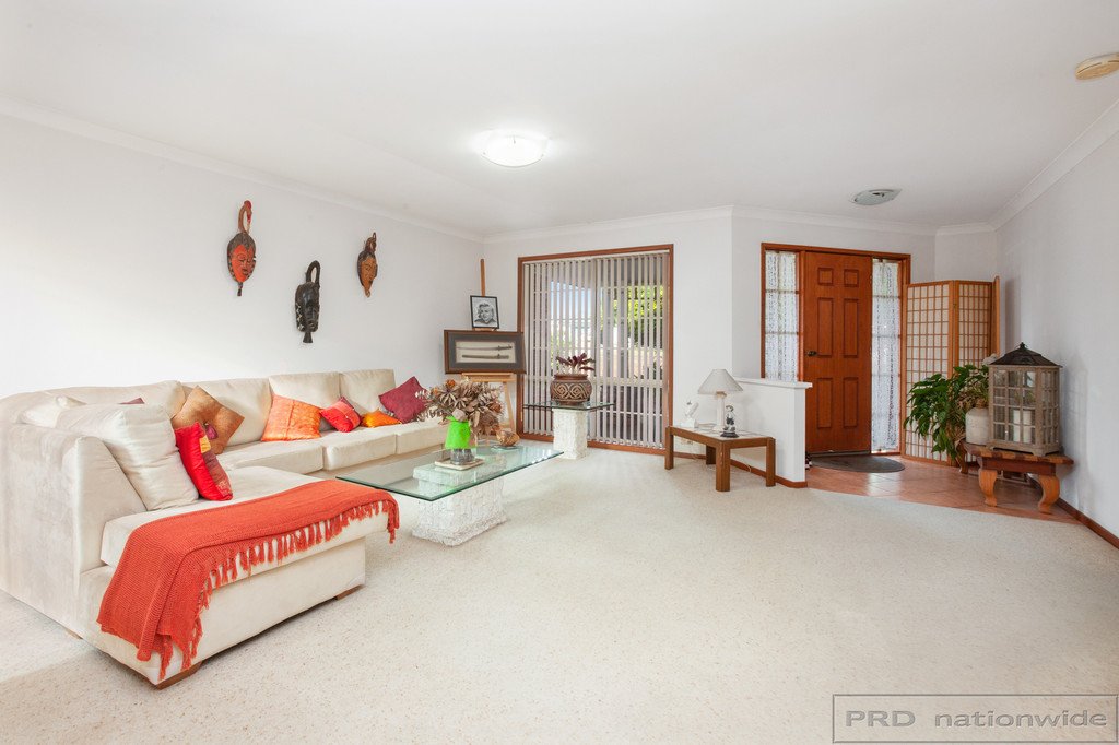 12 Somerset Drive THORNTON 4