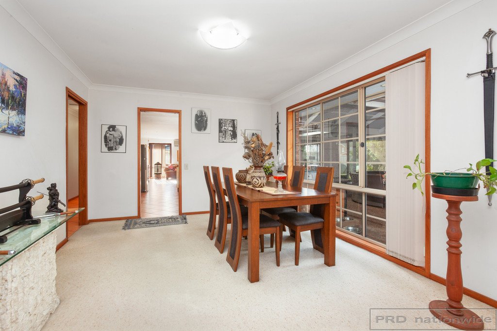 12 Somerset Drive THORNTON 6