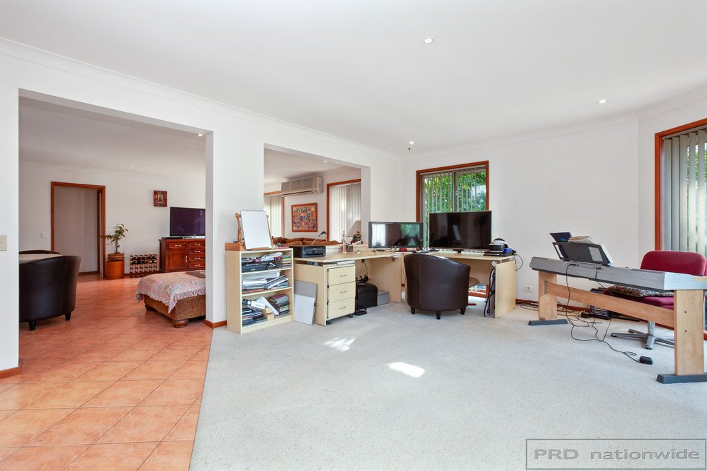 12 Somerset Drive THORNTON 12