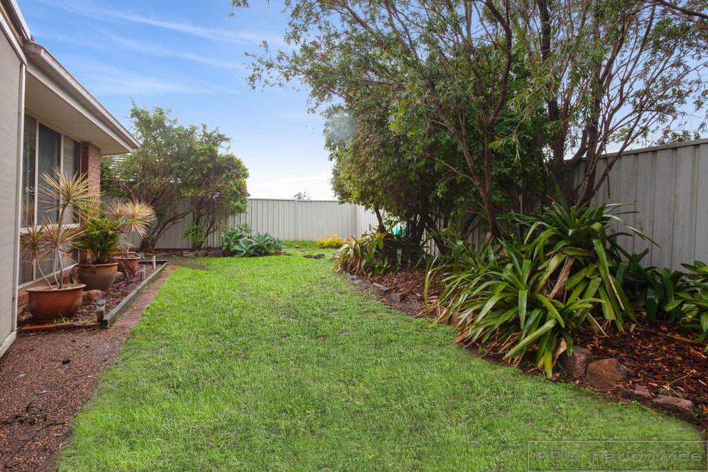 12 Somerset Drive THORNTON 16