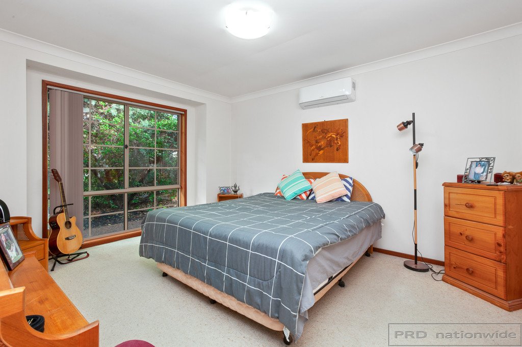 12 Somerset Drive THORNTON 17