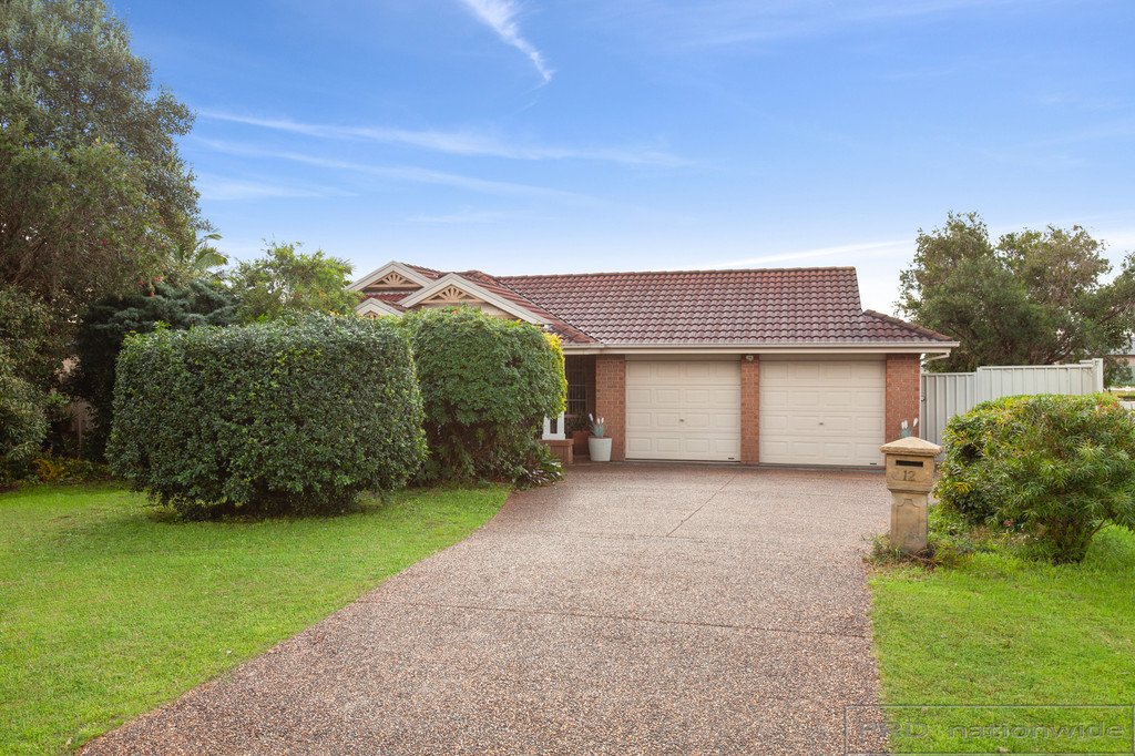 12 Somerset Drive THORNTON 23