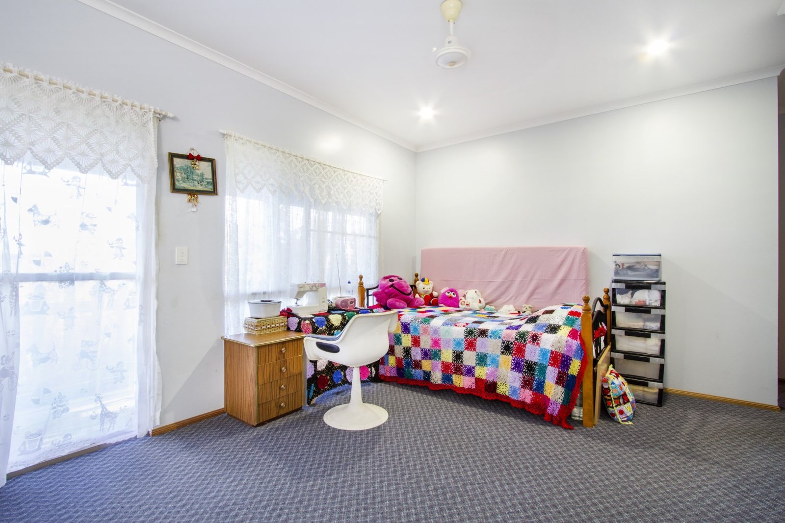 12 South Molle Blvd  CANNONVALE 8